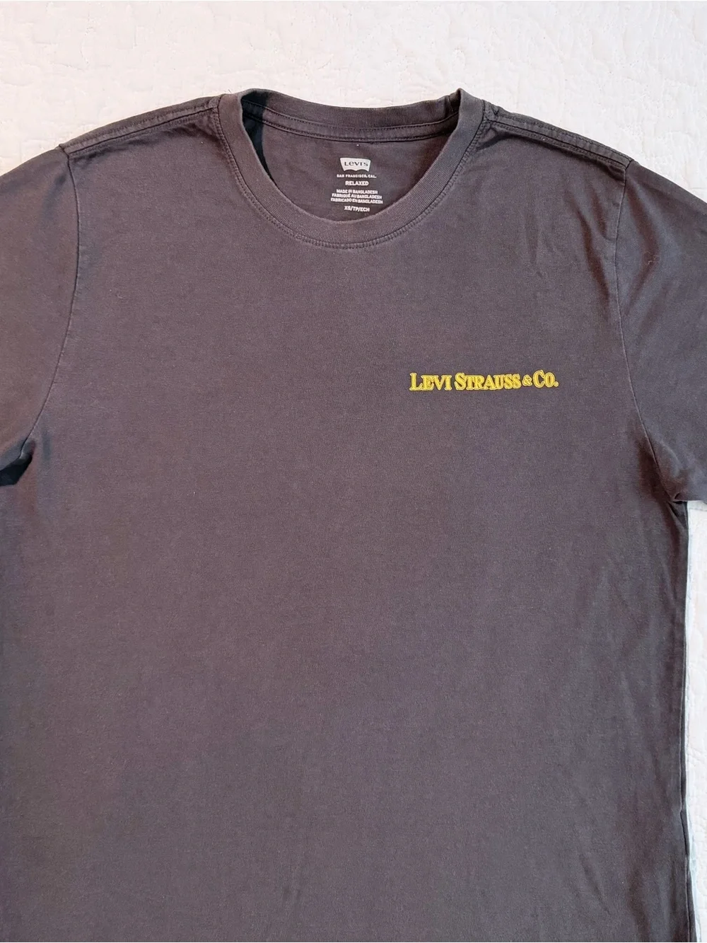 Levi’s Two Horse Brand Tee | Grey | Size XS | Relaxed Fit Graphic